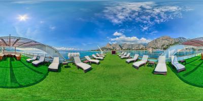SUN DECK