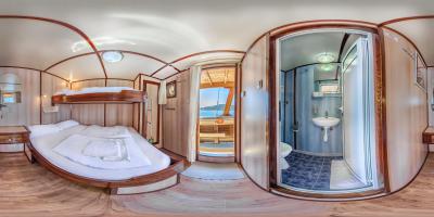 MIDDLE DECK CABIN