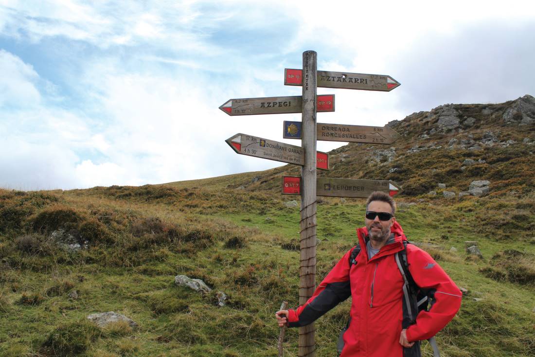 Local sign post along the Camino Trail |  <i>Scott Kirchner</i>