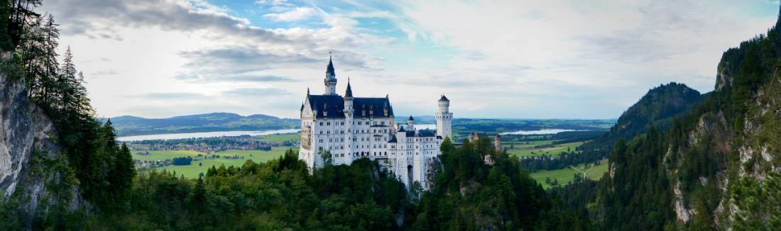 The fairytale view of Neuschwanstein Castle in Bavaria |  <i>Skeeze</i>