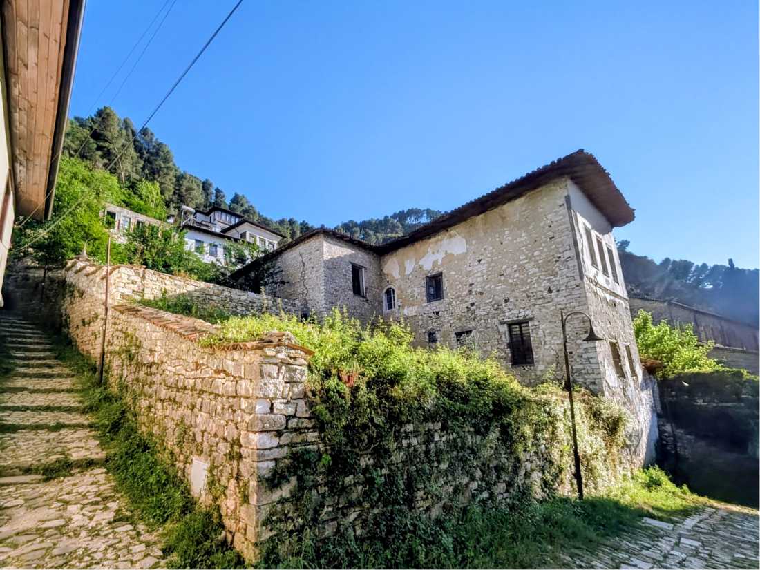 Walking in Albania |  Michele Salazar