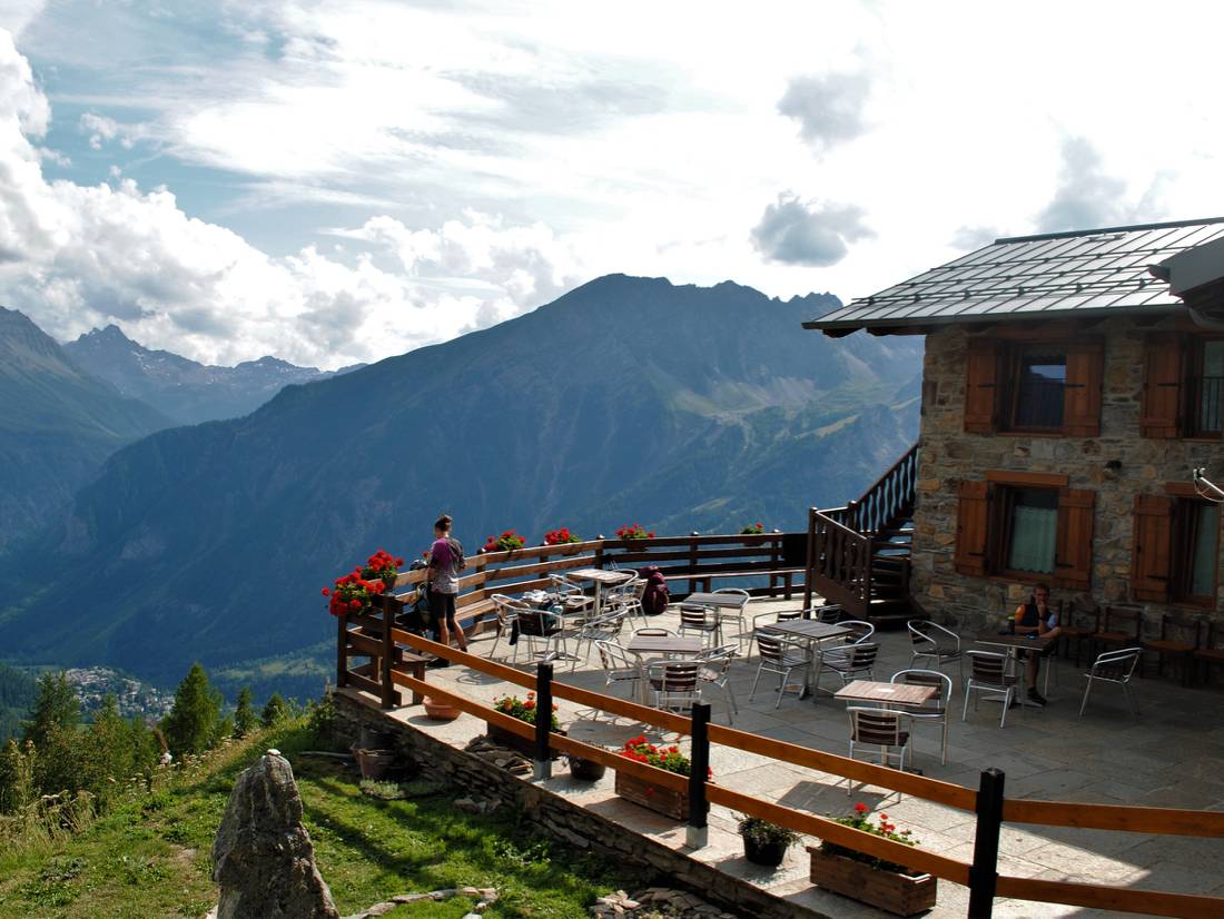 Rifugio Bertone overlooking Courmayeur |  <i>Ryan Graham</i>