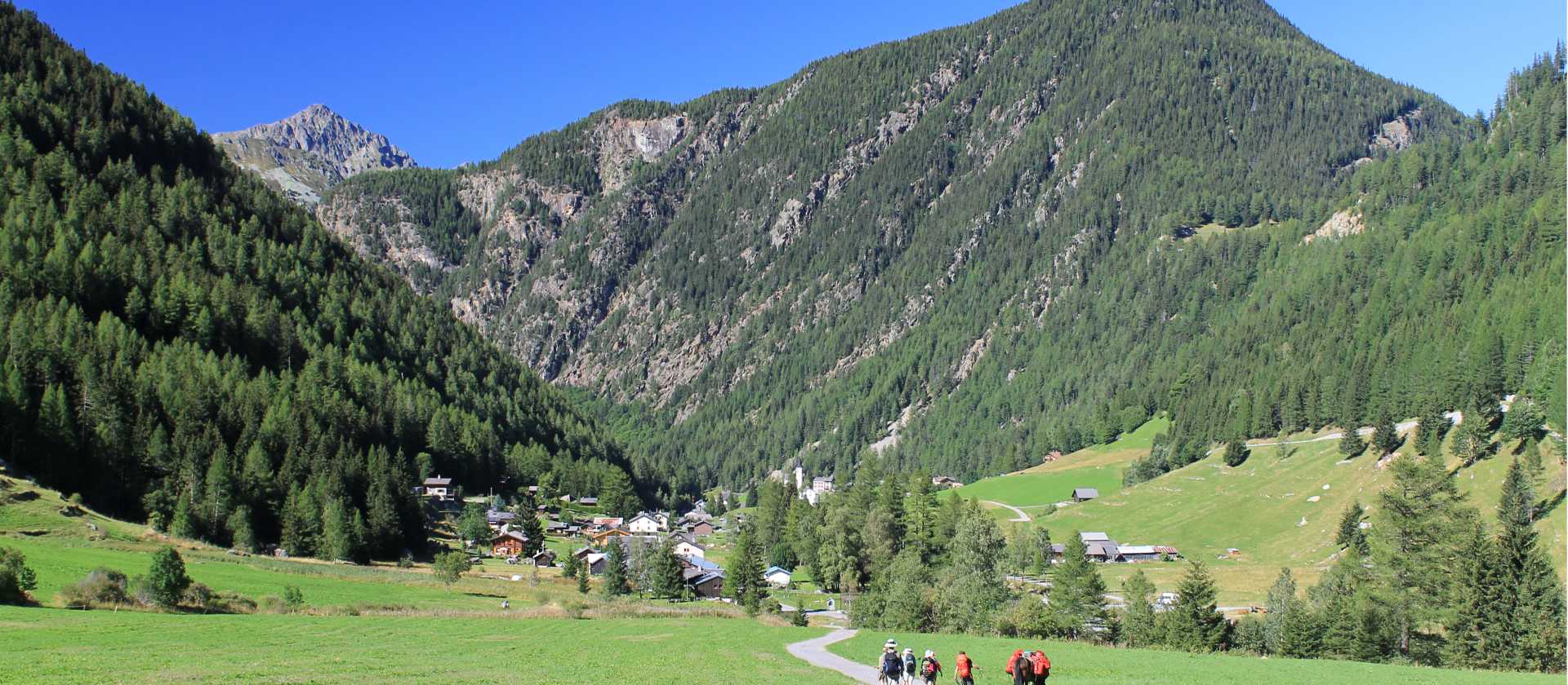 Walking towards Trient | Jac Lofts