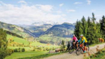 Enjoy spectacular views while cycling around Salzburg