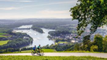 Austria has cycle paths with stunning views of the Danube | Martin Steinthaler
