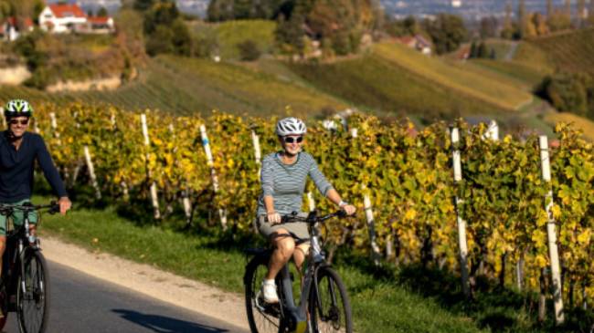 Enjoy a cycling tour in Europe