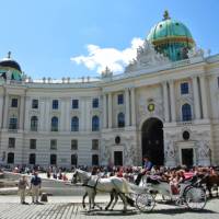 Hofburg Palace in Vienna | Lilly Donkers