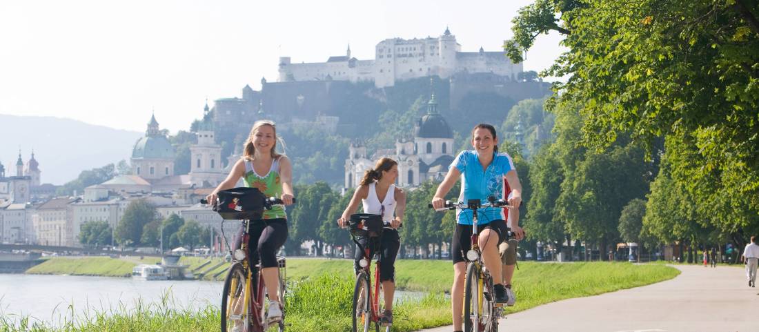 Quiet cycle paths near Salzburg are great to enjoy with the family