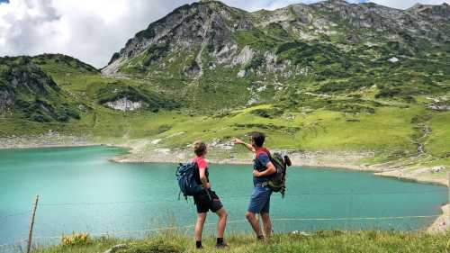 Hiking past Glacial Lakes on the Lechweg