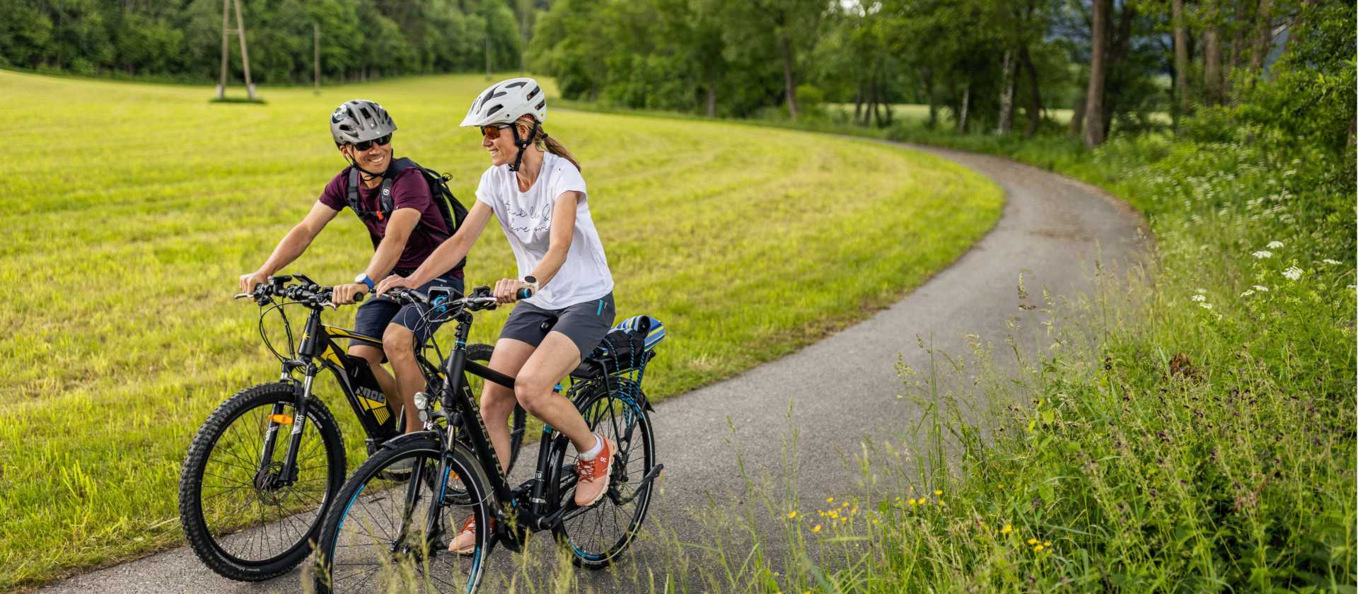 Enjoy a cycling tour in Europe