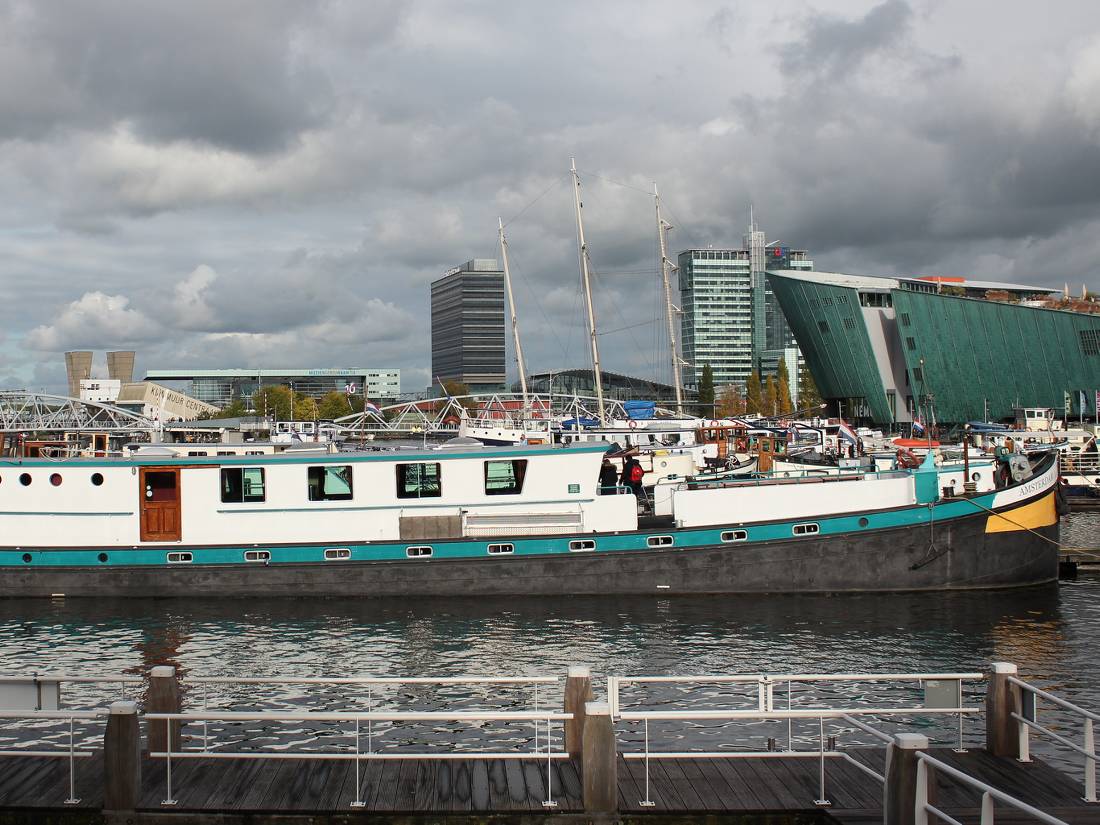 The Category D barge Amsterdam on the Holland Family Barge & Bike