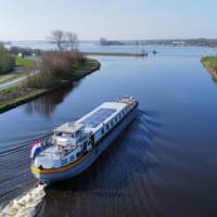 Lena-Maria_sailing the canals of Holland