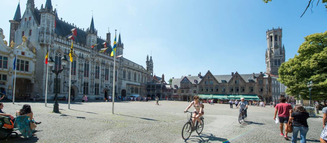 Explore the old town of Ghent on an active holiday with UTracks