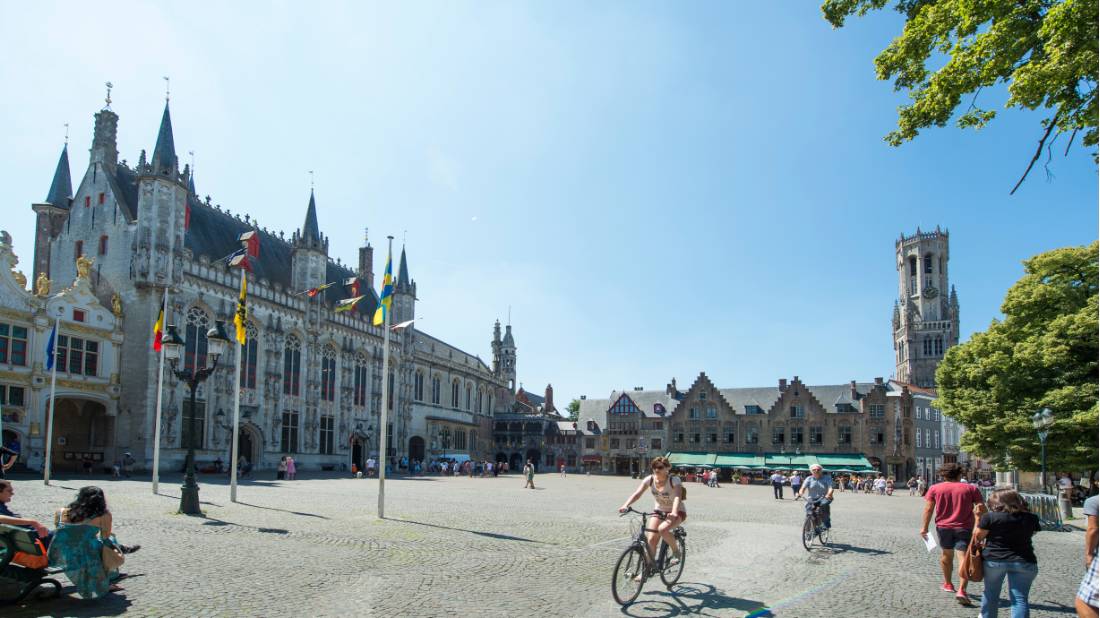 Explore the old town of Ghent on an active holiday with UTracks