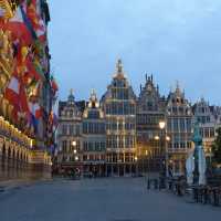 The city of Antwerp in the evening | Richard Tulloch