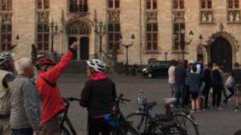 Enjoying the evening light in Bruges | Richard Tulloch