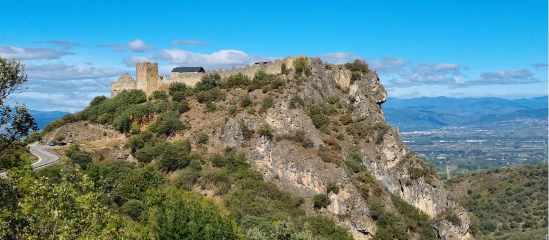 Cliff top views from the Camino trail |  <i>Heath de Burgh</i>