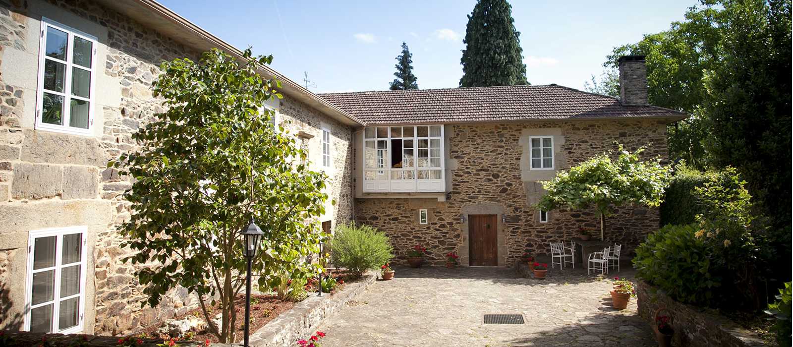 Character-rich accommodation on the Sarria to Santiago Rambler: In Comfort