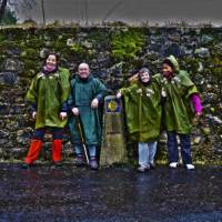 Wet but happy pilgrims on the Camino | Guillermo Gavilla