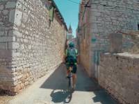 Cycle through sleepy villages in the Dalmatian Islands |  <i>Tim Charody</i>