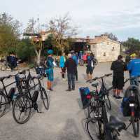Quick rest for lunch as we cycle through Hvar | Rob Keating