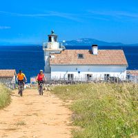 Cycle between the idyllic villages of Croatia
