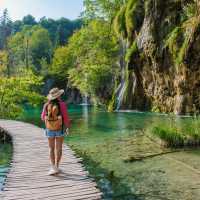 Discover gorgeous Plitvice National Park in Croatia