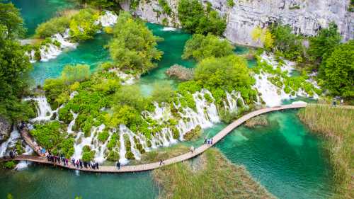 Explore stunning Plitvice National Park in Croatia