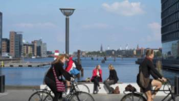 Kalvebod Brygge set fra Fisketorvet_Press 300dpi_2,Visit Denmark Cyclists in Copenhaven