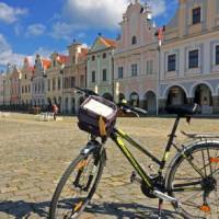 Cycling is a fantastic way to explore Telc in the Czech Republic | Els van Veelen