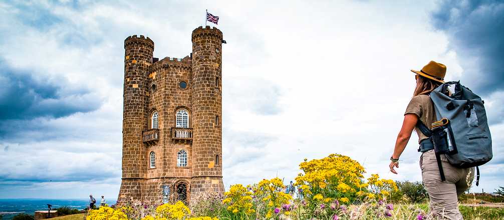 Hike to the iconic Broadway Tower in the Cotswolds | Tim Charody