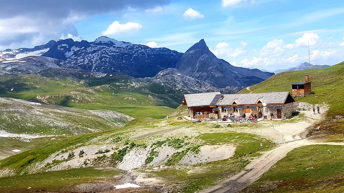 Beautiful mountain views from this alpine accommodation in France |  <i>Vincent Lamy</i>