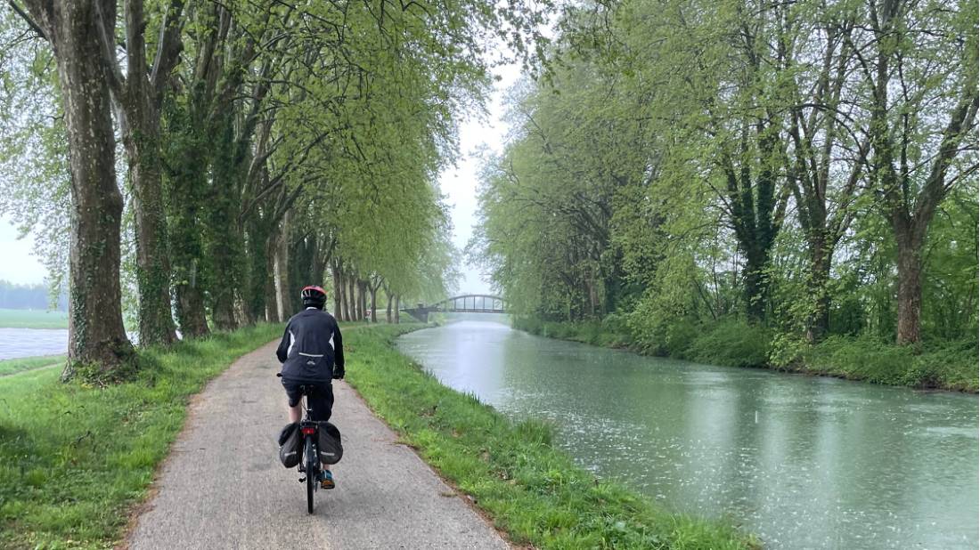 Cycling the canals between Bordeaux and Toulouse |  <i>Joanne Walsh</i>