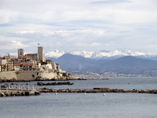 View to the Maritime Alps and Nice from Antibes&#160;-&#160;<i>Photo:&#160;Kate Baker</i>