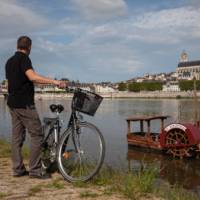 Enjoying the Loire river views at Blois | P-Forget_060