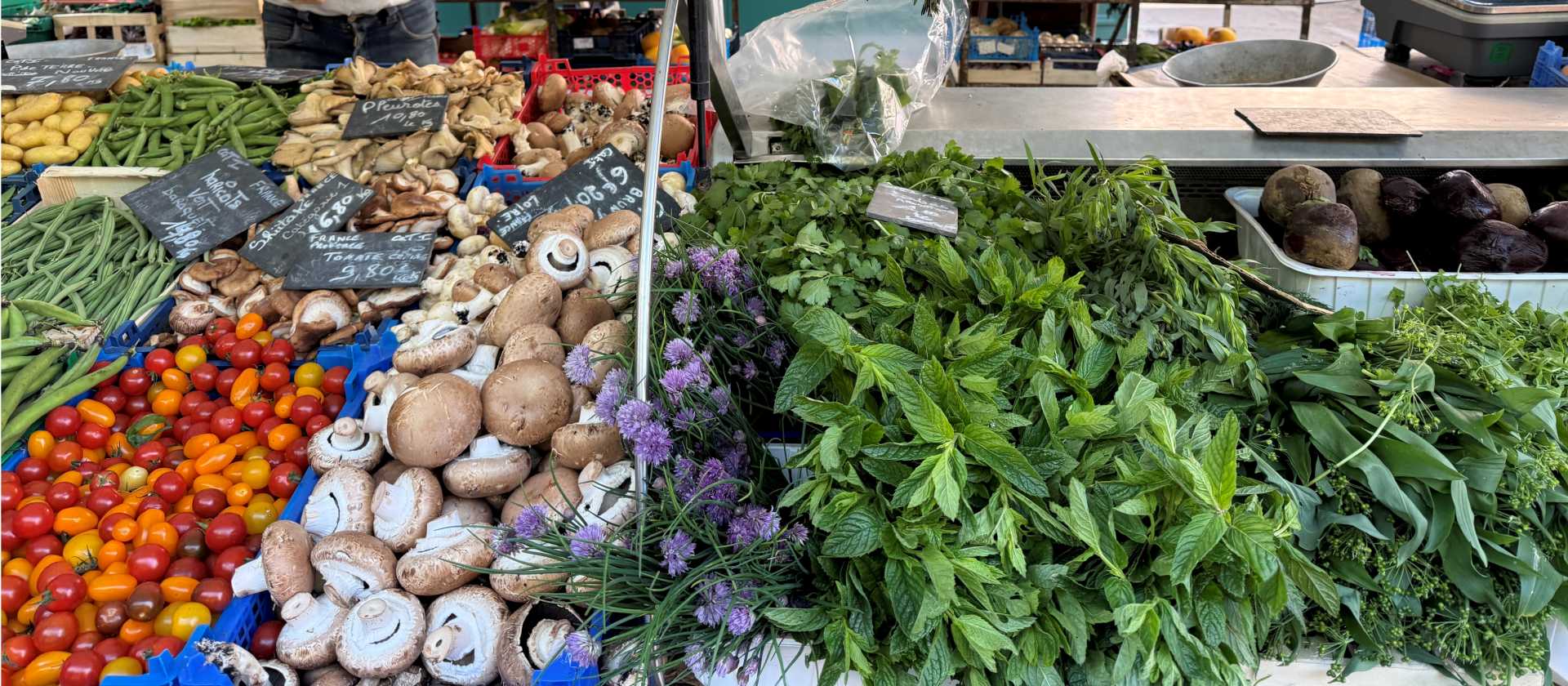 A food market in France | Jaclyn Beagley