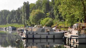 Canal du Midi,Deb Wilkinson Canal du Midi, links the Atlantic Ocean to the Mediterranean Sea, France