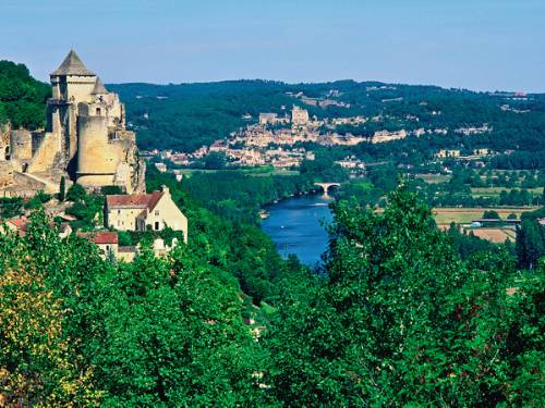 UTracks | Glorious Reviews of Walking in the Dordogne