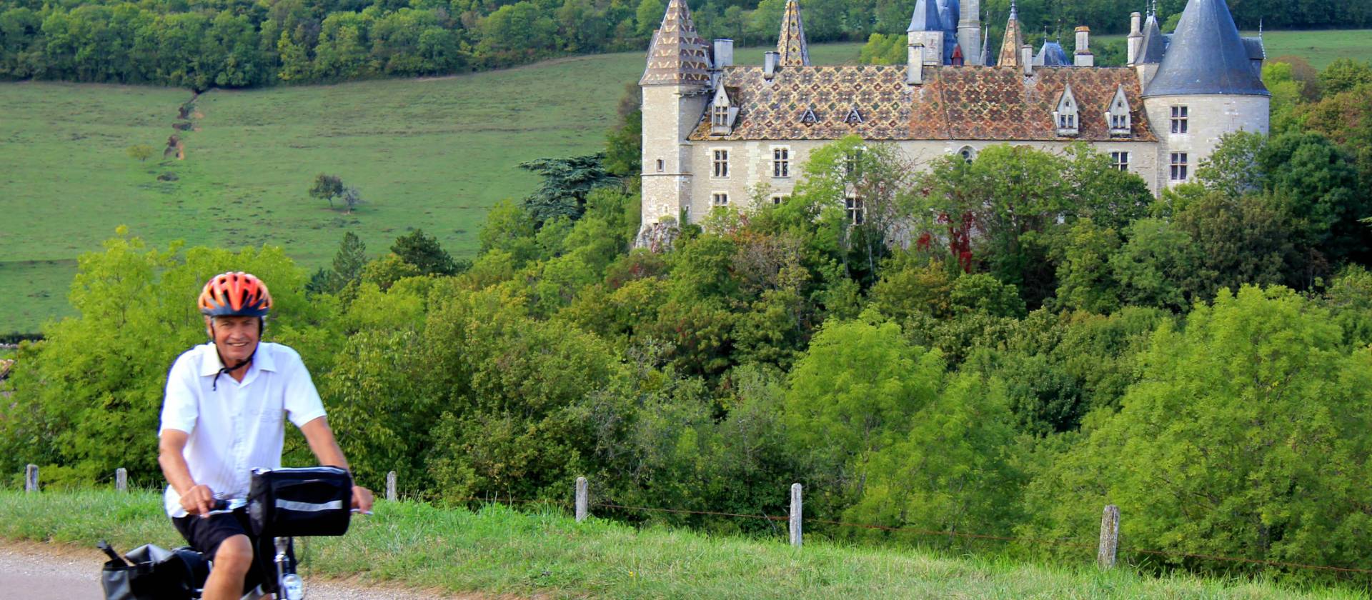 Cruising past castles on the Burgundy Cycle | Pat Kline