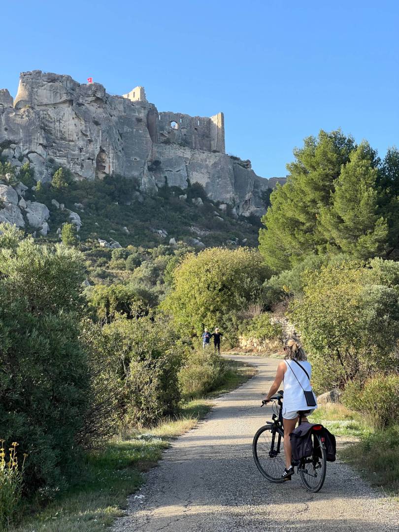 Cycling the back roads of Provence |  Deborah Brinkhoff & Lara Hilton