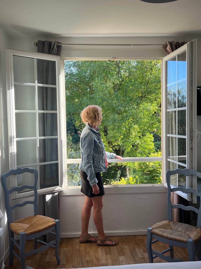 Huge guesthouse windows in Provence |  Deborah Brinkhoff & Lara Hilton