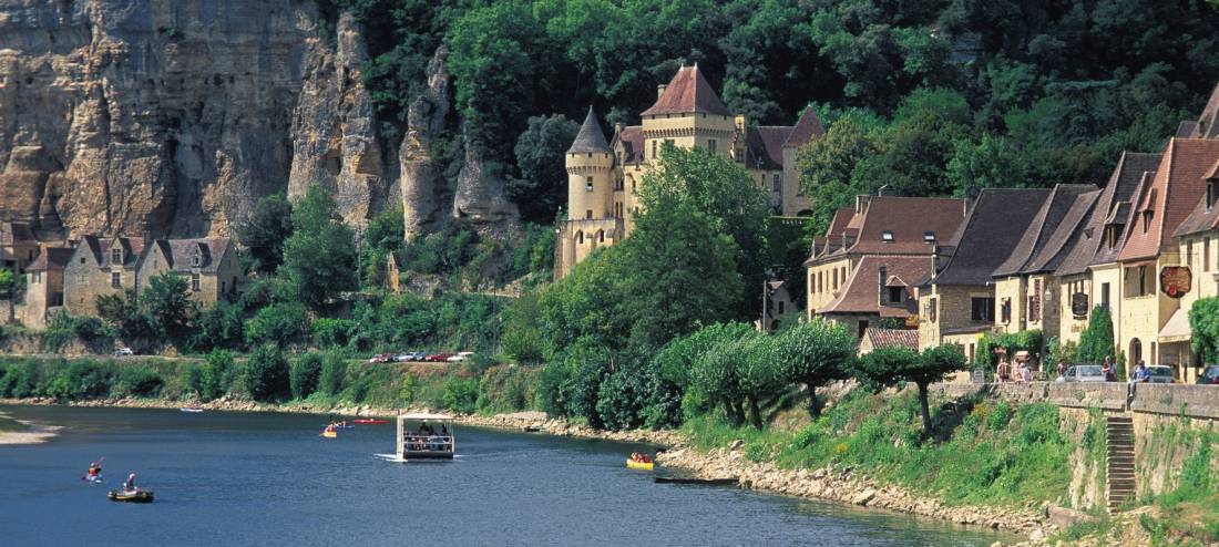 La Roque Gageac, Dordogne |  <i>Tourism d' Aquitaine</i>