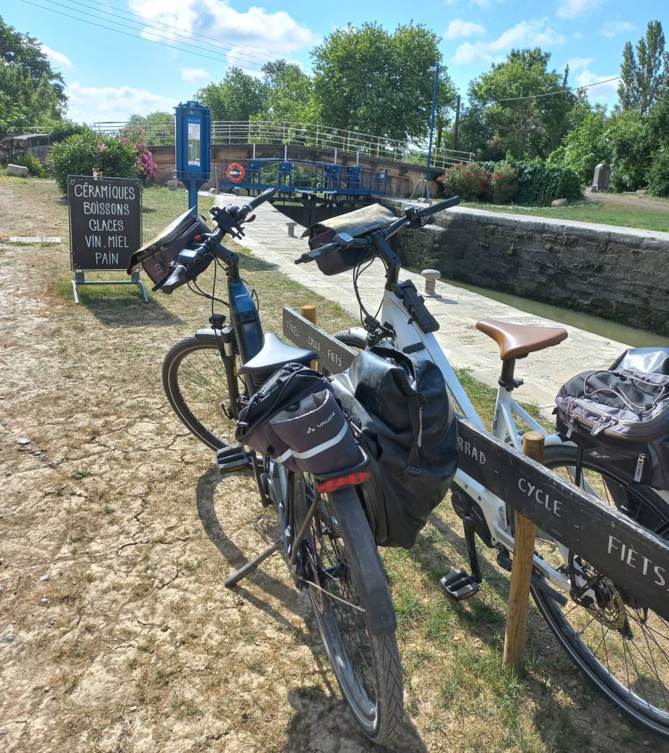 Parking the bikes by the Canal du Midi |  <i>Michelle Vanderkroft</i>