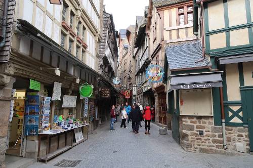 Pretty village of Mont St Michel&#160;-&#160;<i>Photo:&#160;Kate Baker</i>