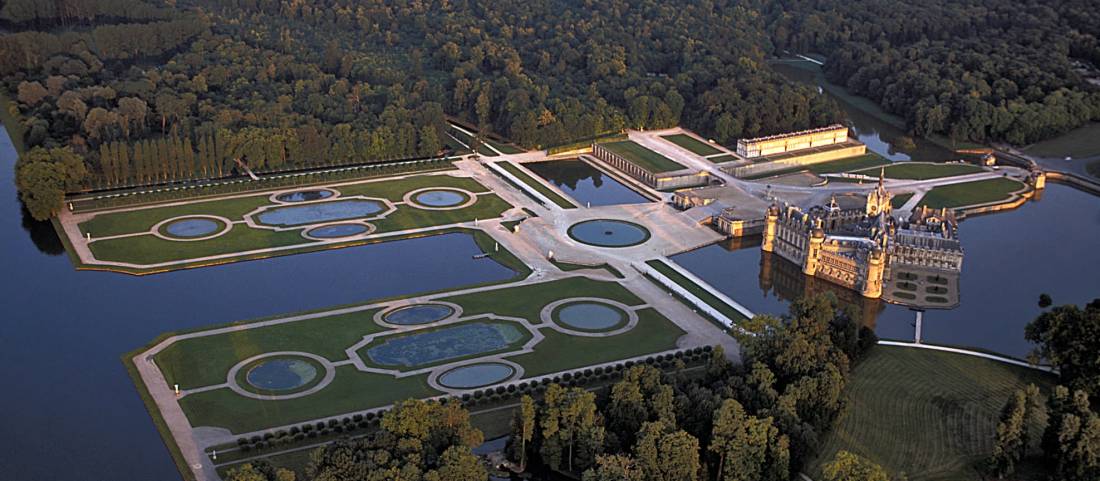 See the magnificent Chateau de Chantilly on a bike tour in Northern France