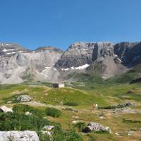 The spectacular Cirque de Troumouse in the high Pyrenees