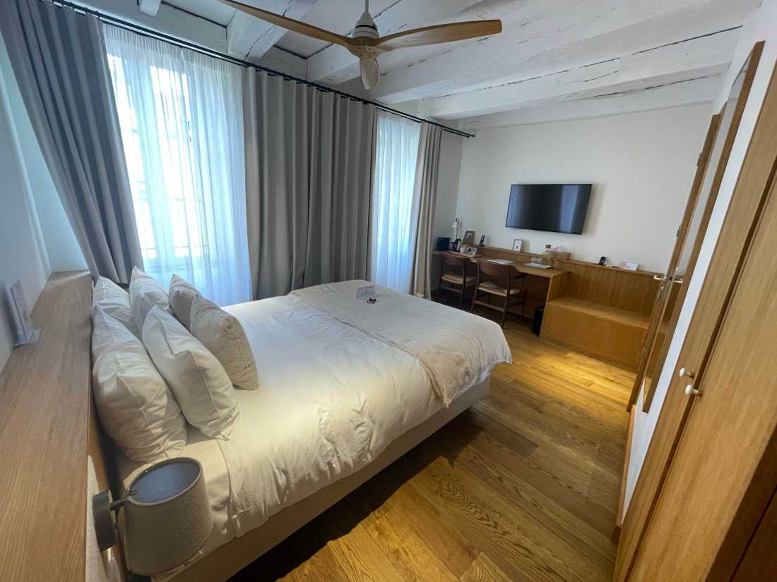 Upgraded hotel accommodation in St Emilion |  Tali Emdin