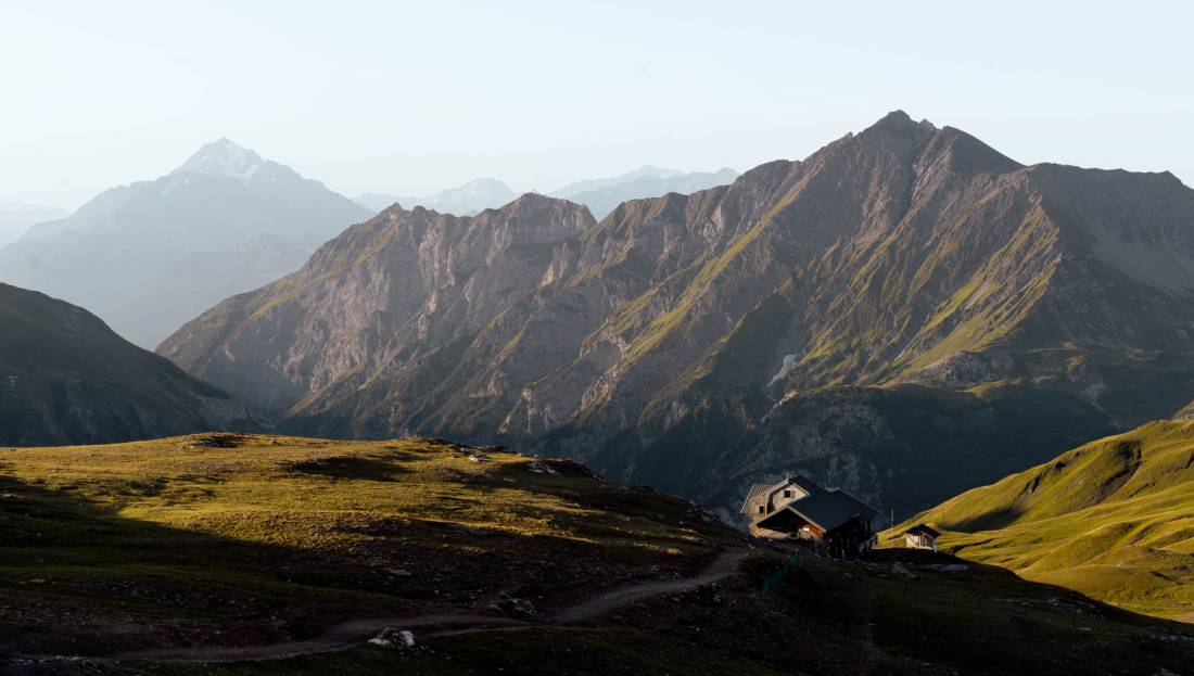 View of the Tour du Mont Blanc trail |  <i>Taskin Bora Koç</i>