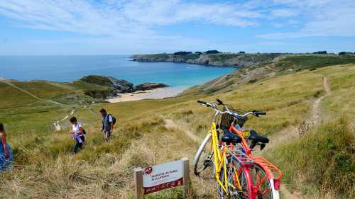Explore the Brittany coastline by bike | Yannick Le Gal