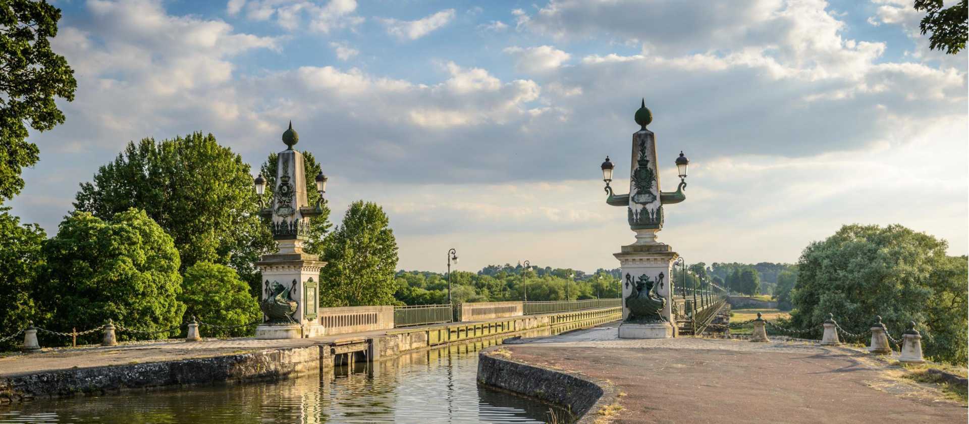 Stunning canals of the Loire Valley